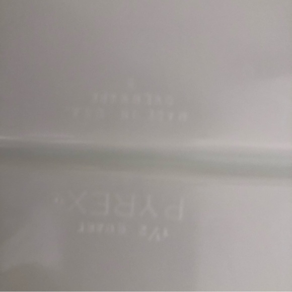 Vintage 1 1/2 quart turquoise snowflake divided serving dish - Picture 9 of 9